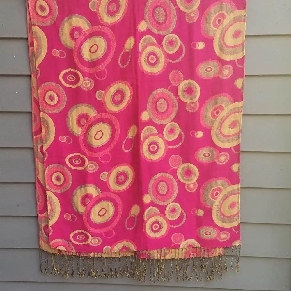 100% Pashmina Pinkish Red Gold Circles Print Reversible 26"x 72"